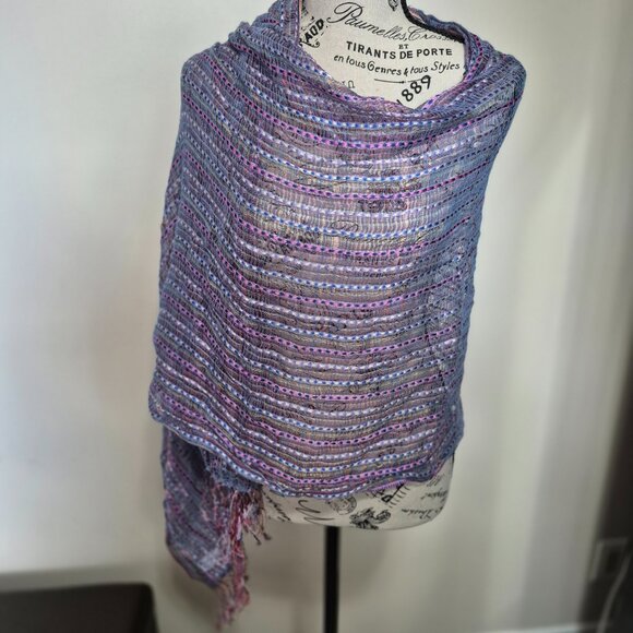 3/$25 scarf / wrap - Picture 4 of 9